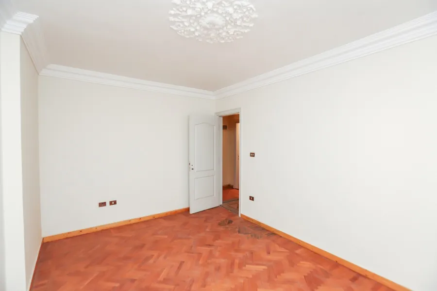 Apartment For Sale 150m Kafr Abdou (El-Isameilia St.)