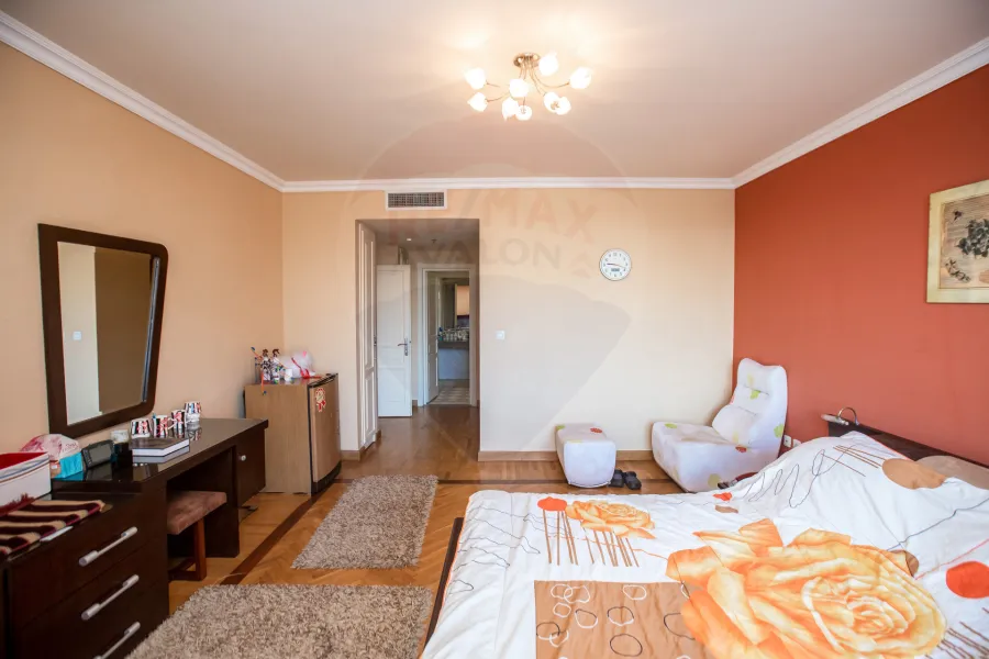 Apartment for sale 396 M San Stefano (four seasons)