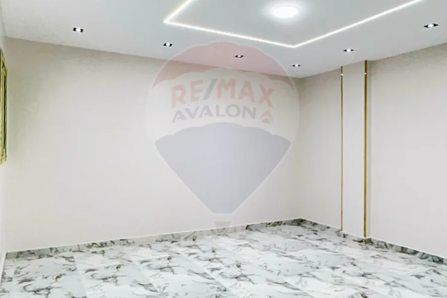 شقه للبيع  140م ميامى (متفرع من ش اسكندر ابراهيم)