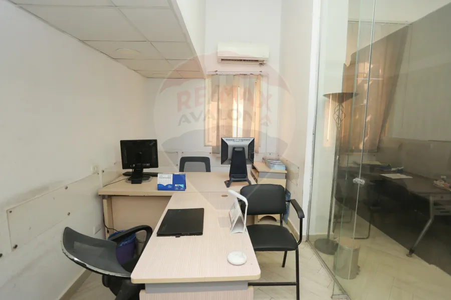 Office for sale 118 m Gleem (mostafa maher st.)