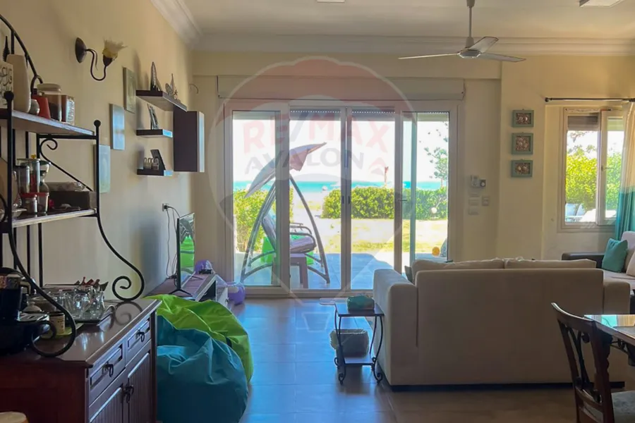 فيلا ستاند الون للبيع (نيس أ - علي البحر مباشرة) 238 م