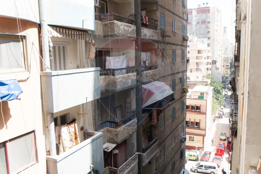 شقه للبيع 155 م سيدي بشر (السرايا)