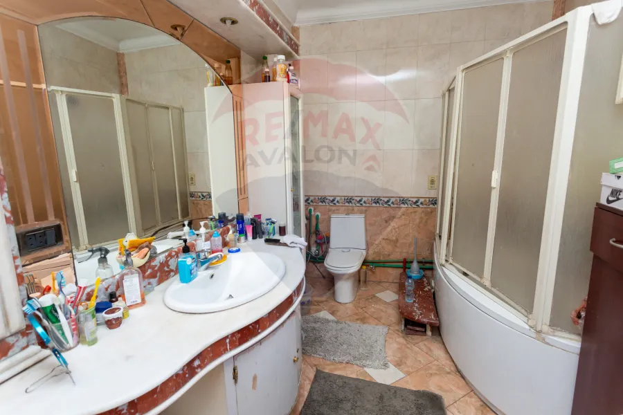 Penthouse apartment for sale 340 m Glim (Mostafa Fahmy St. - Steps from the sea)