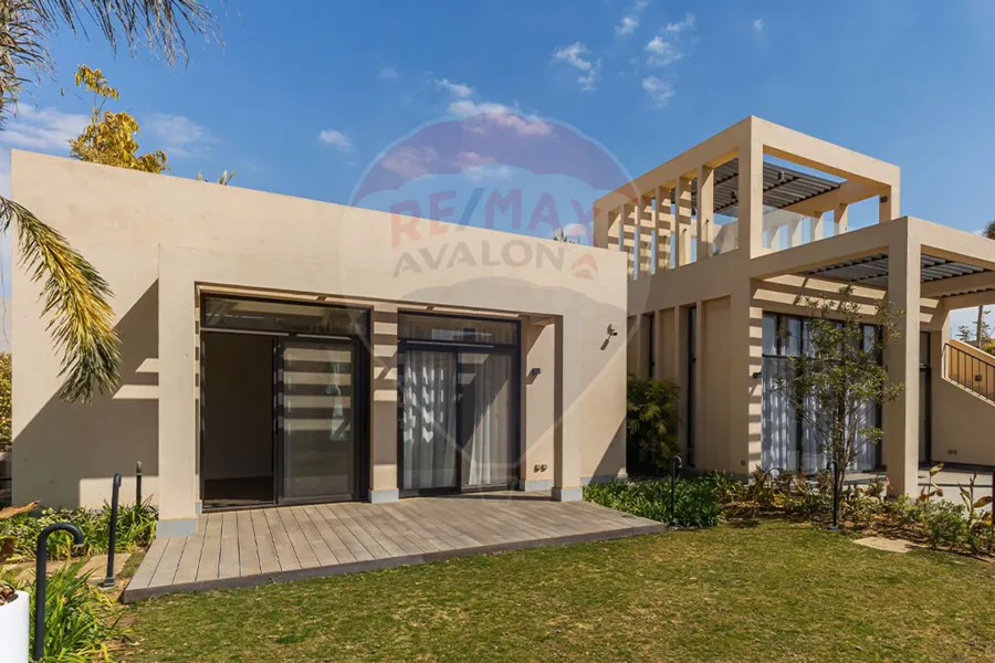 فيلا للبيع 6 اكتوبر (O West)  175م