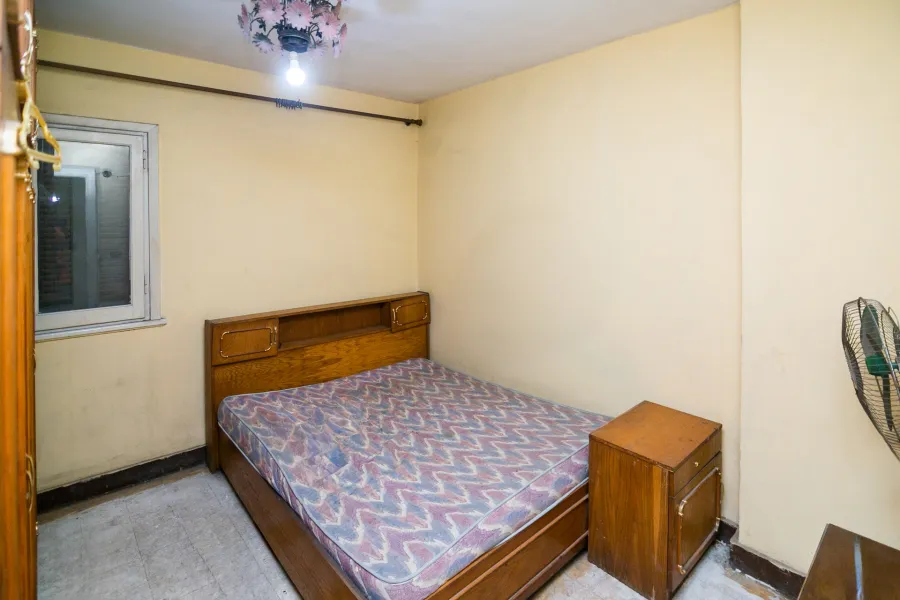 شقة للبيع 120 م ميامي (ش ابو العرب)