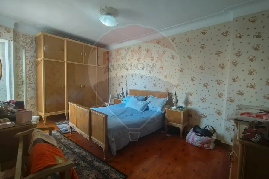 Apartment for sale 140 m Kafr Abdo (Al-Shahid Adel Sabry St.)