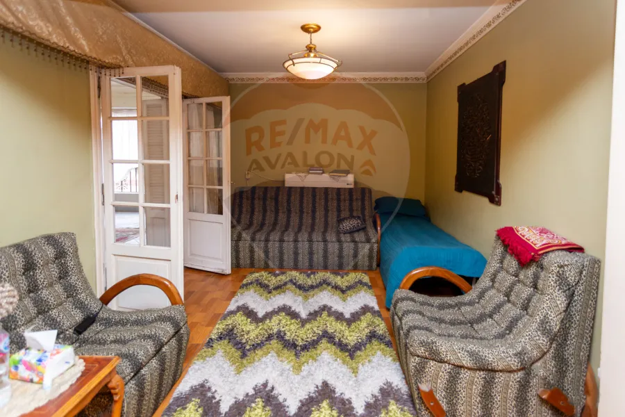 شقه للبيع 385 م لوران (ش ابراهيم نصير)