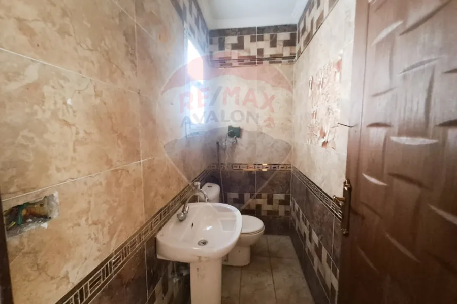 Duplex apartment for sale 180 m Louran (El-Eqbal main st.)