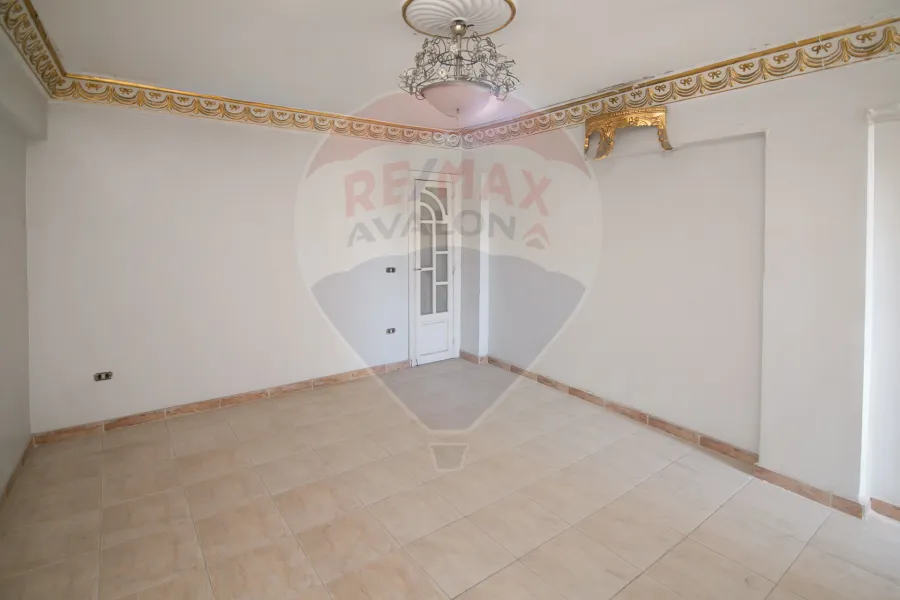 Duplex apartment for sale 250 m Gleem (branched from Zahran Rushdi Street)