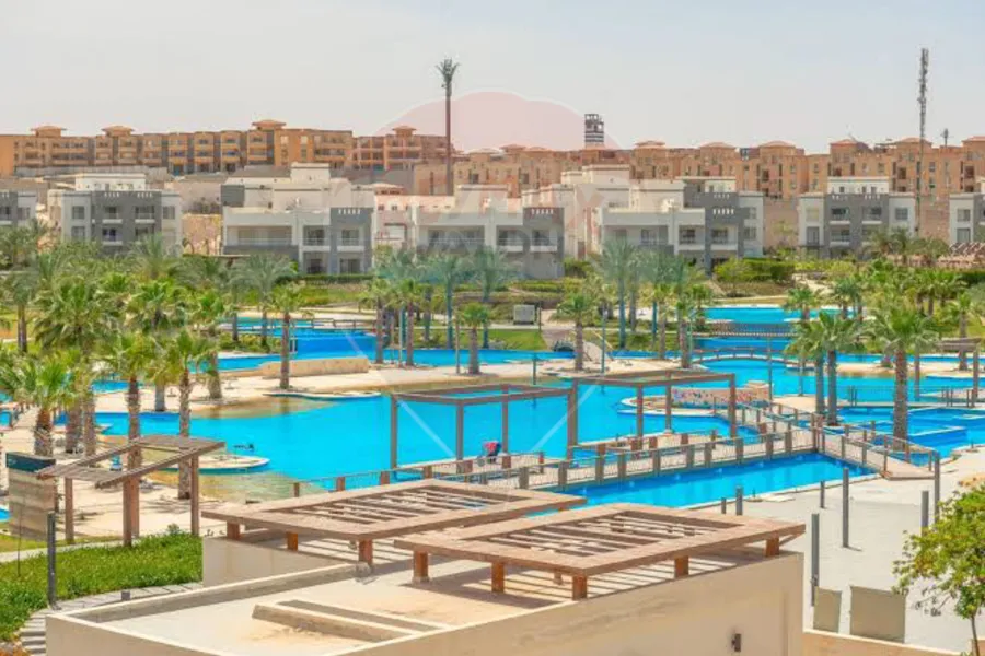 بنتهاوس للايجار المفروش (أمواج - سيدي عبد الرحمن) 300 م