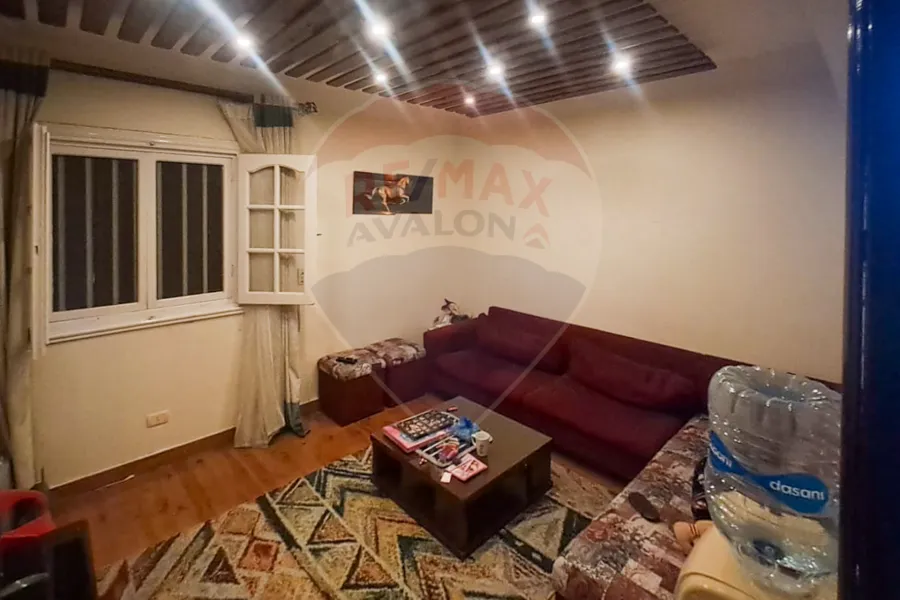 Apartment for sale 155 m Zizinia (steps from Abu Qir St.)