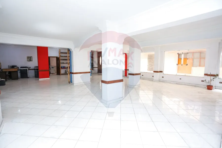 Administrative unit for rent 450m agricultural road ( next to Sawari Compound &amp; Officer  hospital )