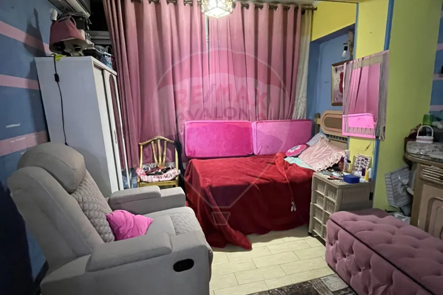 Apartment for sale 110 m Zezinia (Steps from Yahia Mosque)