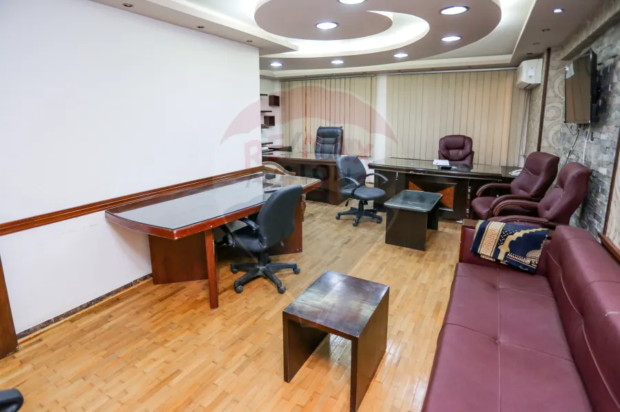 Administrative unite for sale 140 m Elebrahmia (besid to Sporting club)