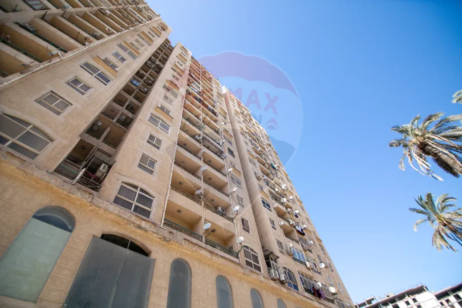 Apartment for sale 100 m El Montaza (Royal Plaza Towers)