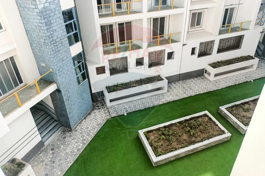 Apartment for sale 214 m King Mariout (Lake side)