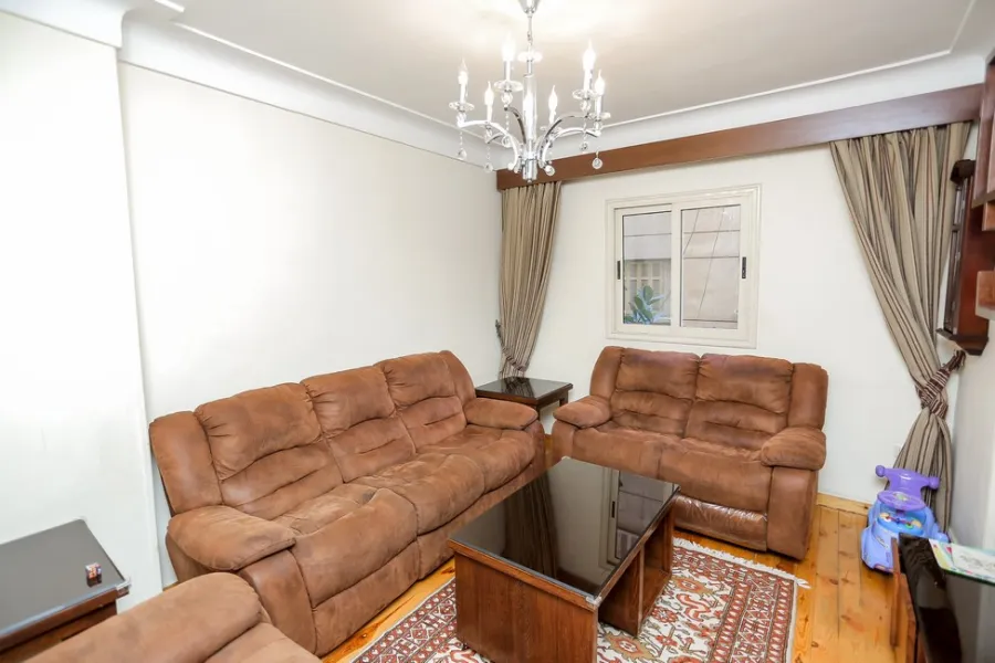 شقة للبيع 268 م جليم (3 نمرة من البحر)