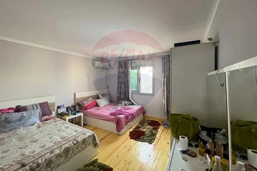 Apartment for sale 219 m Kafr Abdo (Sakina Bint Al Hussein St.)