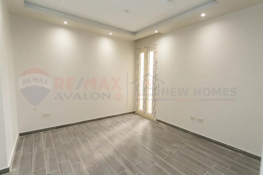Apartment for sale 200 m Smouha (Valore El-Naql &amp;amp; El-Handasa St.)
