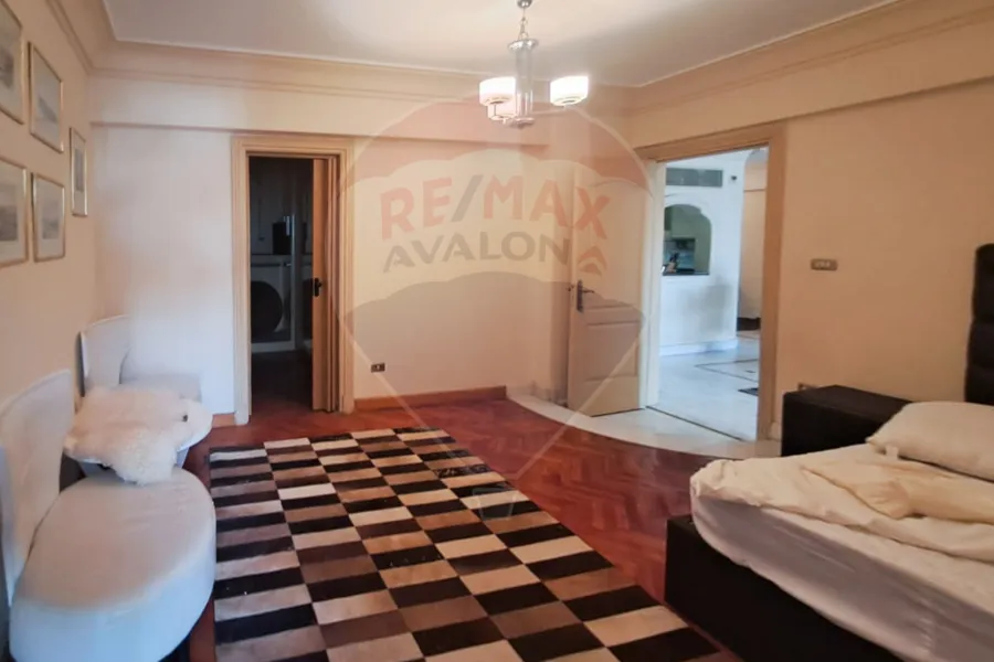 شقة للإيجار المفروش 200 م سموحة (ش فوزي معاذ