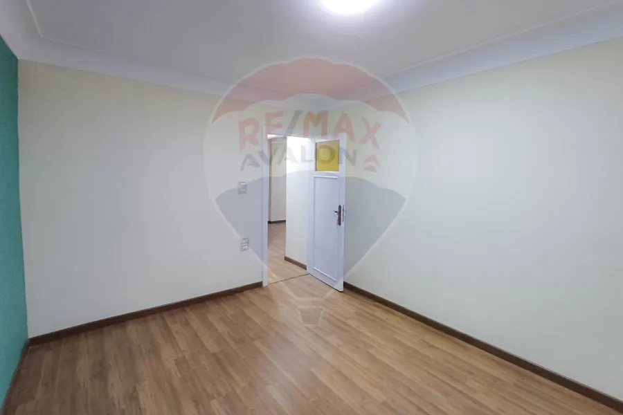 Apartment for sale 120 m Sidi Bishr (Gamal Abdel Naser main st.)