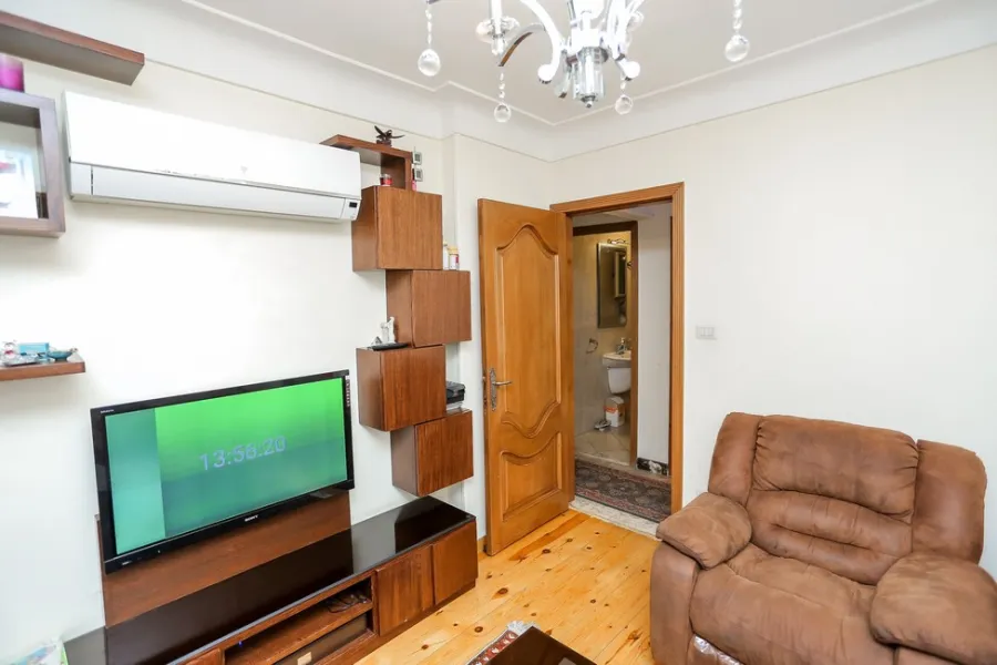 شقة للبيع 268 م جليم (3 نمرة من البحر)