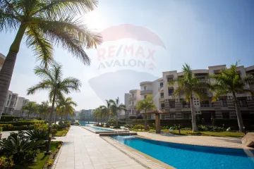 شقة أرضي  للإيجار المفروش 175 م + 55 م حديقة - كينج مريوط (كومبوند اليكس تيند)