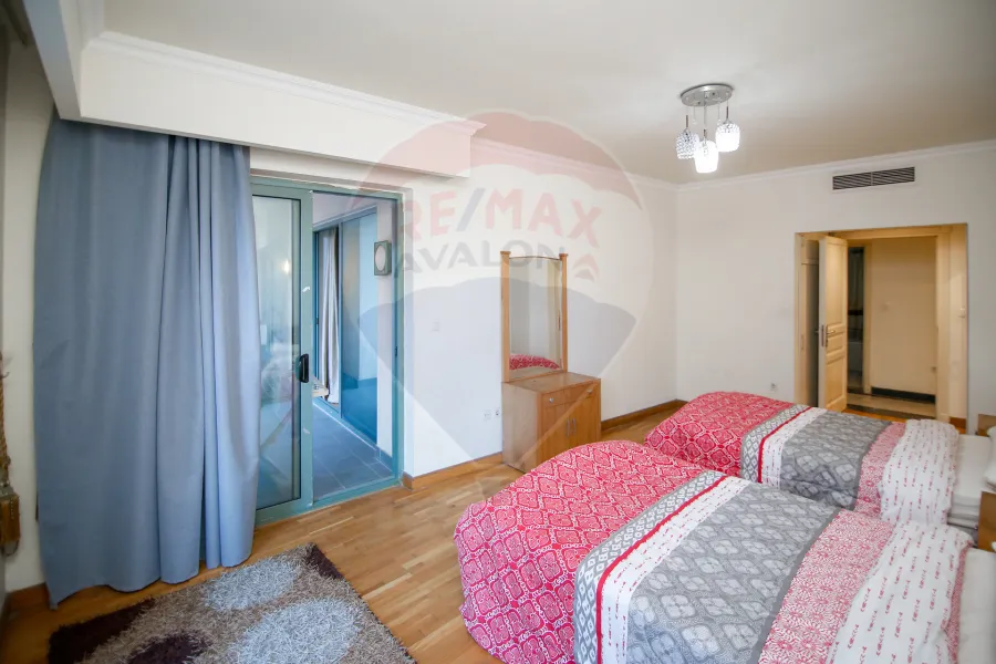 شقة للايجار اليومي 267 م سان ستيفانو (الفور سيزون )