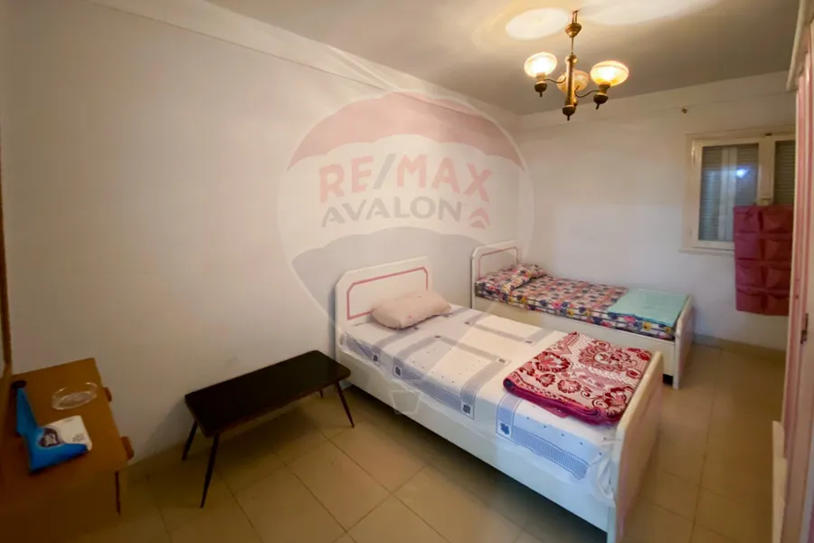 Apartment for sale 125 m net Saba Basha (Steps from the sea)