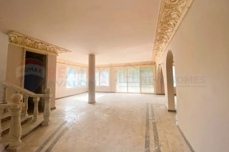 Villa for sale 874 m King Mariout (Al-Arouba compound)