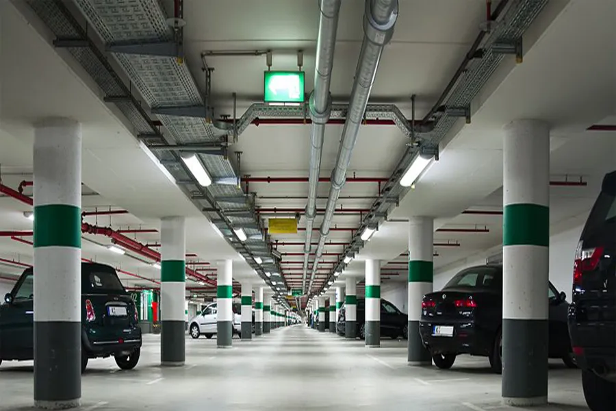 Garage 297m For Sale Gleem