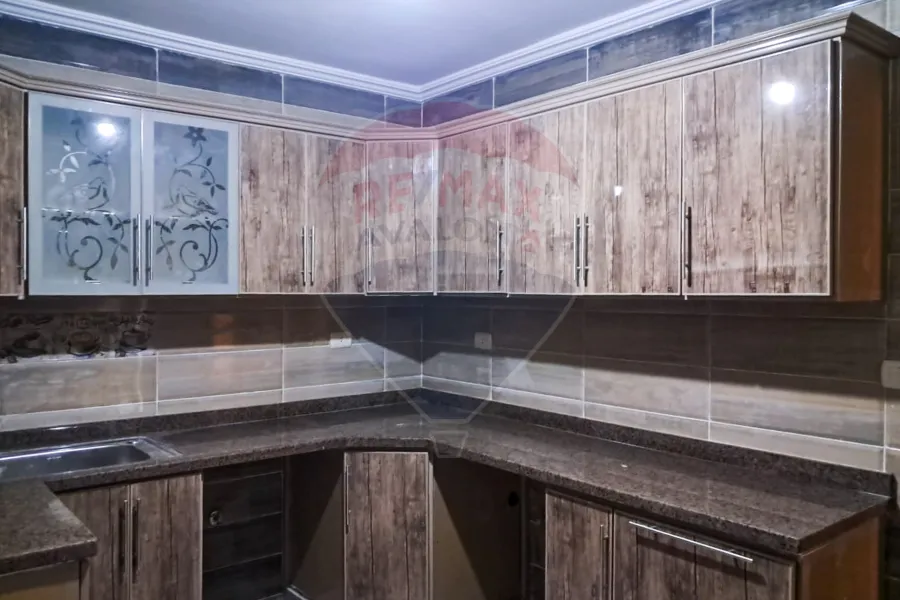 Apartment for Rent 180 m Smouha (Edmond Fremont st.)