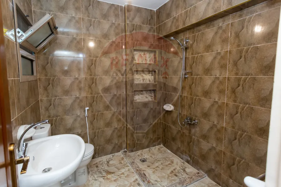 Apartment for sale 135 m Smouha (Victor Emanuel Square St.)