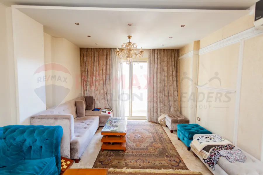 Apartment for sale 182 m Gleem (branching from the sea)