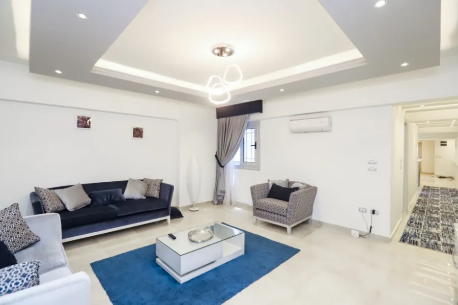 شقة للبيع 345م وابور المياه