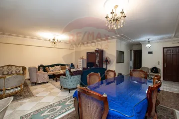 شقة للبيع  164 م كامب شيزار (ش كانوب)