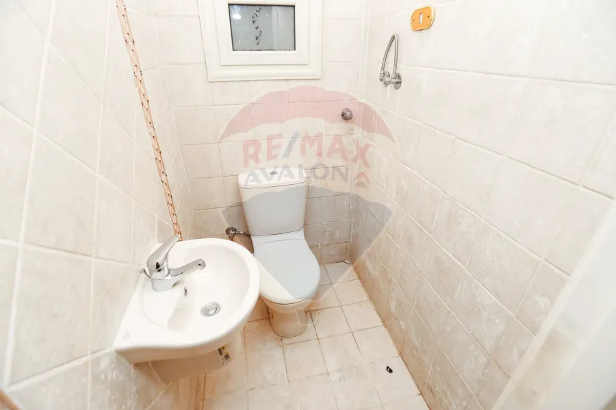 Duplex for rent 215 m Stanly ( Sec Num Branched from the sea )