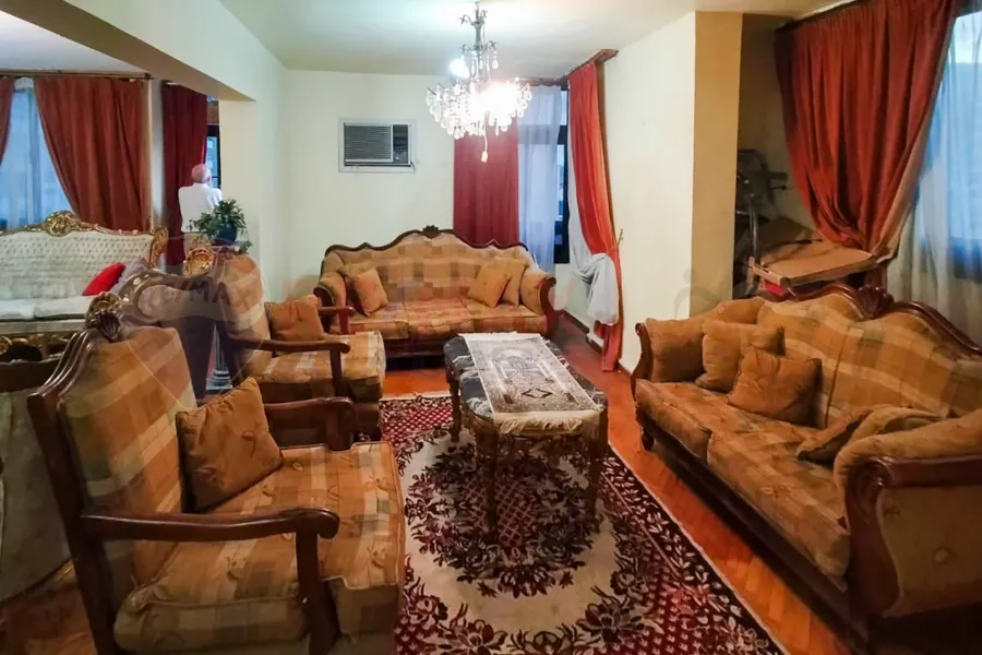 Furnished apartment for rent 230 m Roushdy (Al-Maaskar Al-Romani Street)