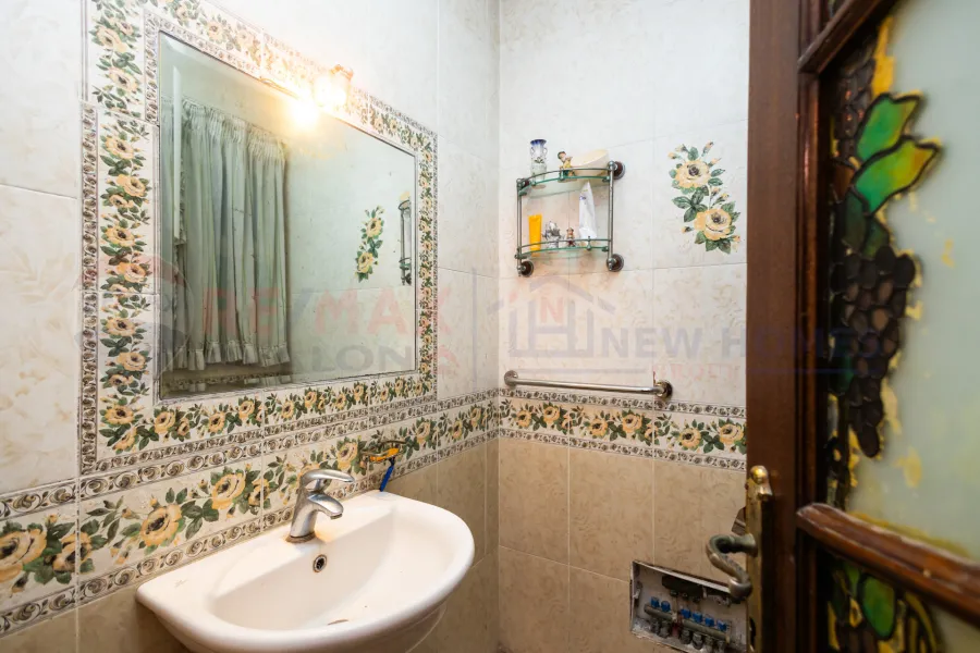 Apartment for sale 330 m Miami (direct sea)