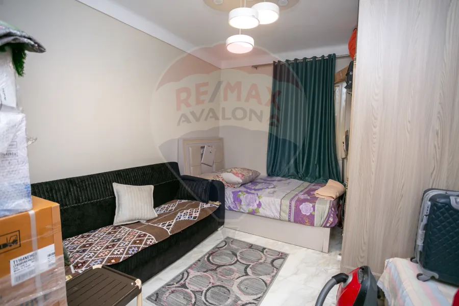 شقة للبيع 150 م العصافرة بحري (بجوار فندق الورده البيضاء)