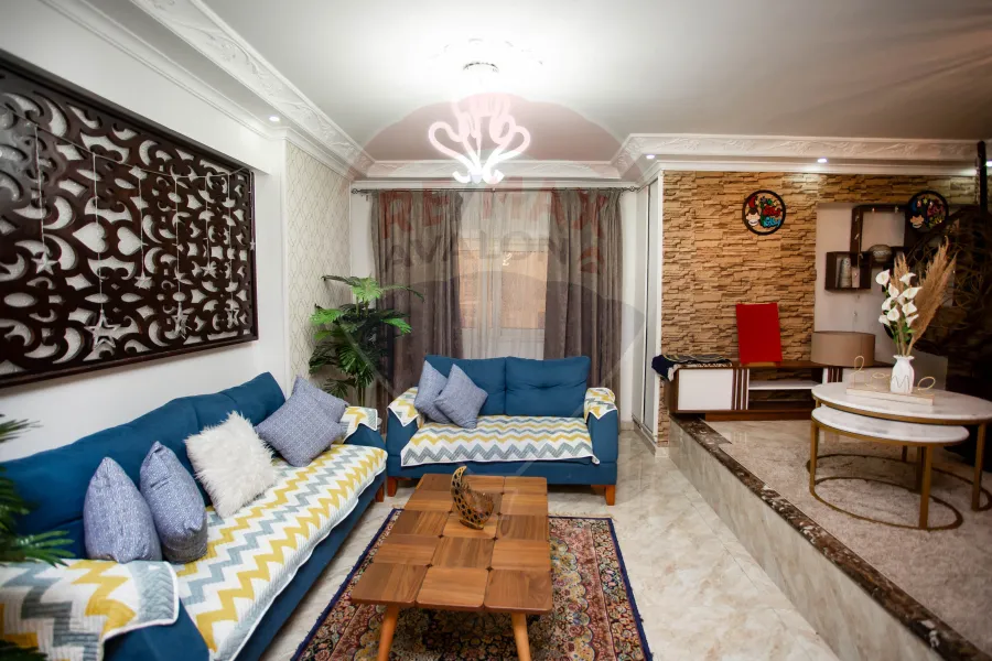 Apartment for sale 165 m Gleem (steps from the sea)