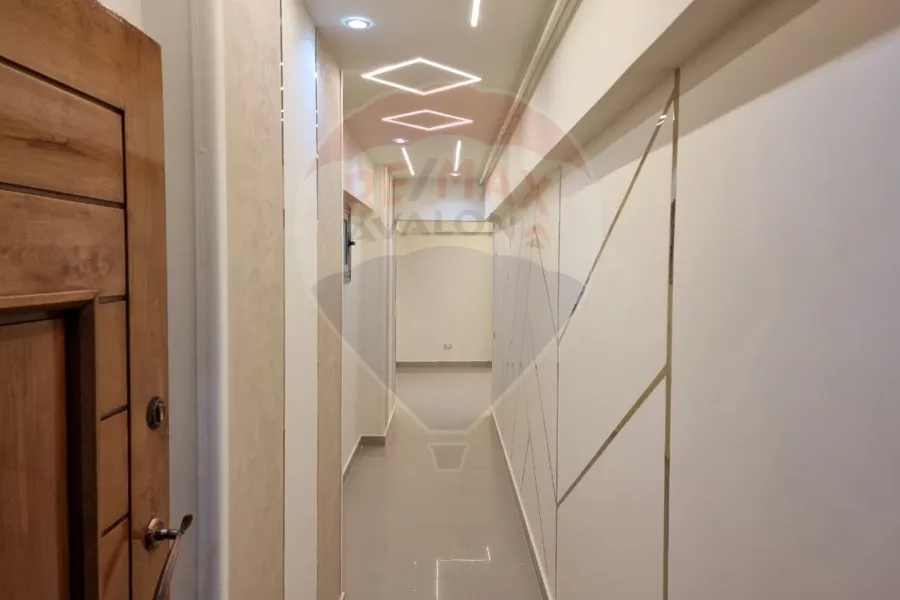 شقة للبيع 125 م سيدي بشر (بجوار الهيلتون)