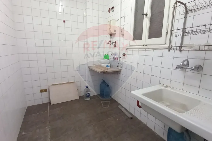 Apartment for rent 120 m Sidi Bishr Al-Tram (Third number from the sea)