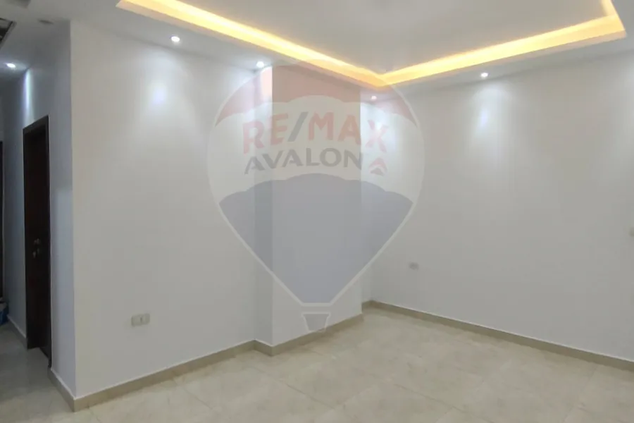 شقه للبيع  210 م جليم ( تالت نمره من البحر )