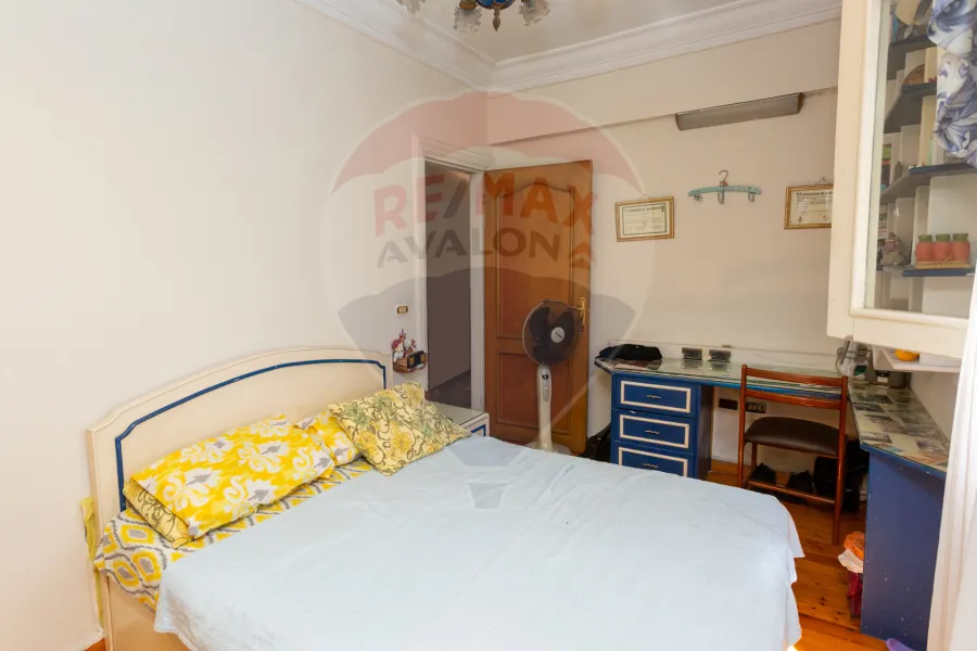 Penthouse apartment for sale 340 m Glim (Mostafa Fahmy St. - Steps from the sea)