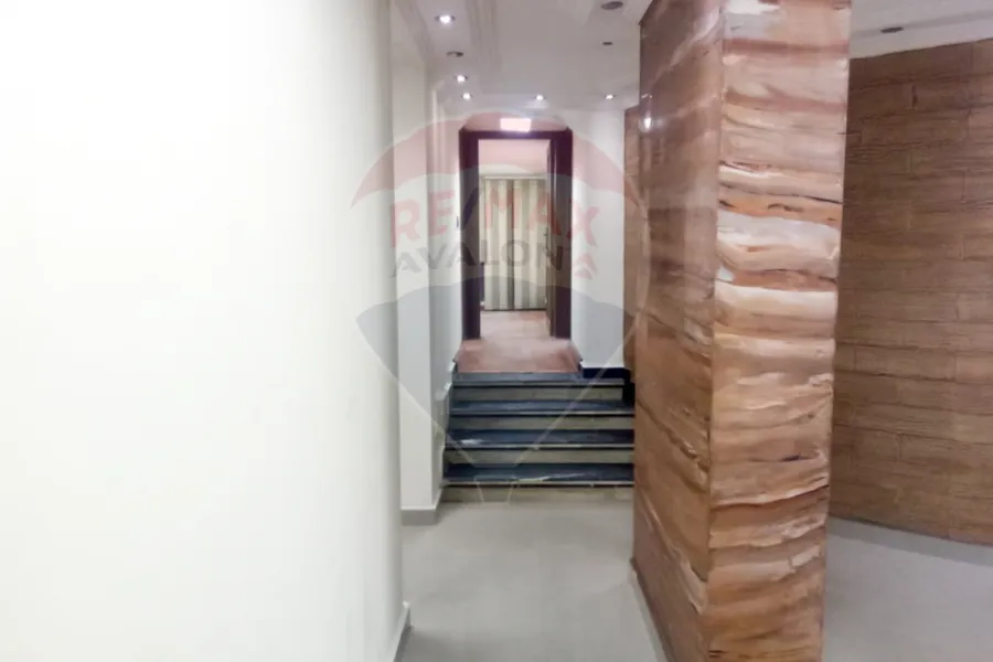Administrative unit For Rent 140 m Sidi Bishr (Gamal Abdel Nasser St.)