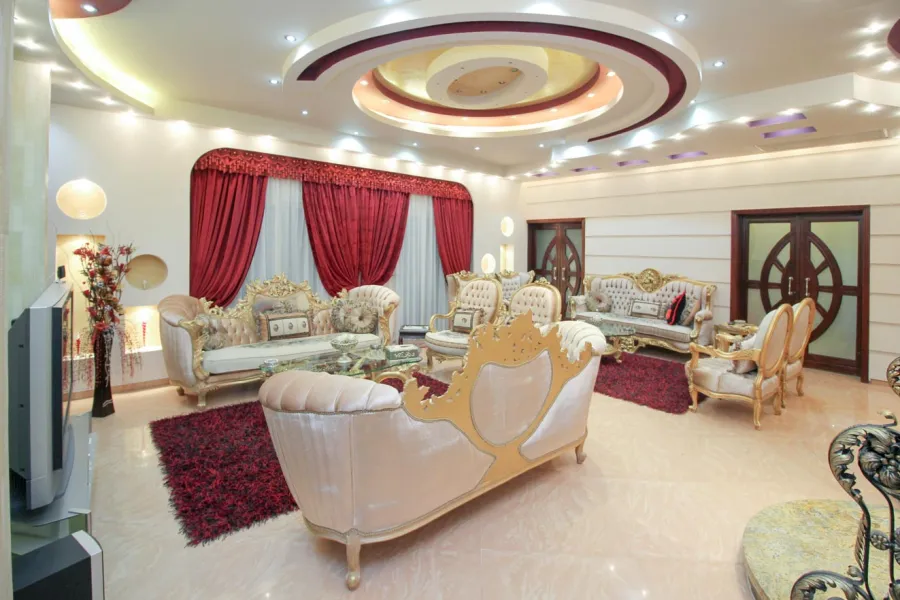 Stand Alone Villa 1050m for Sale Al Orouba Compound ( King Marriot ) 3 Floors