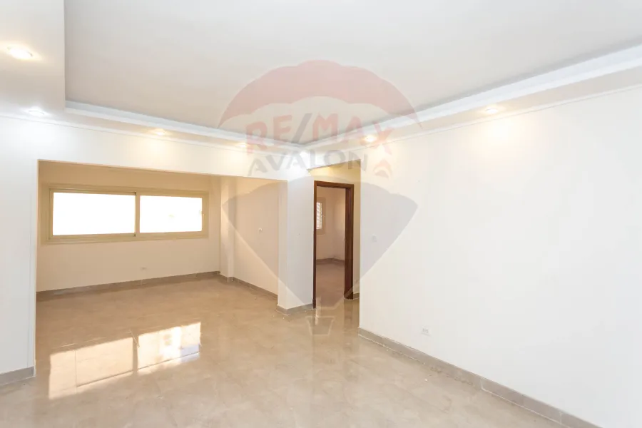 شقة للبيع 150 م لوران (متفرع من ش الإقبال)