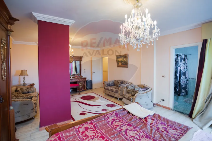 بنتهاوس للبيع 400 م  السرايا (على البحر مباشرة)