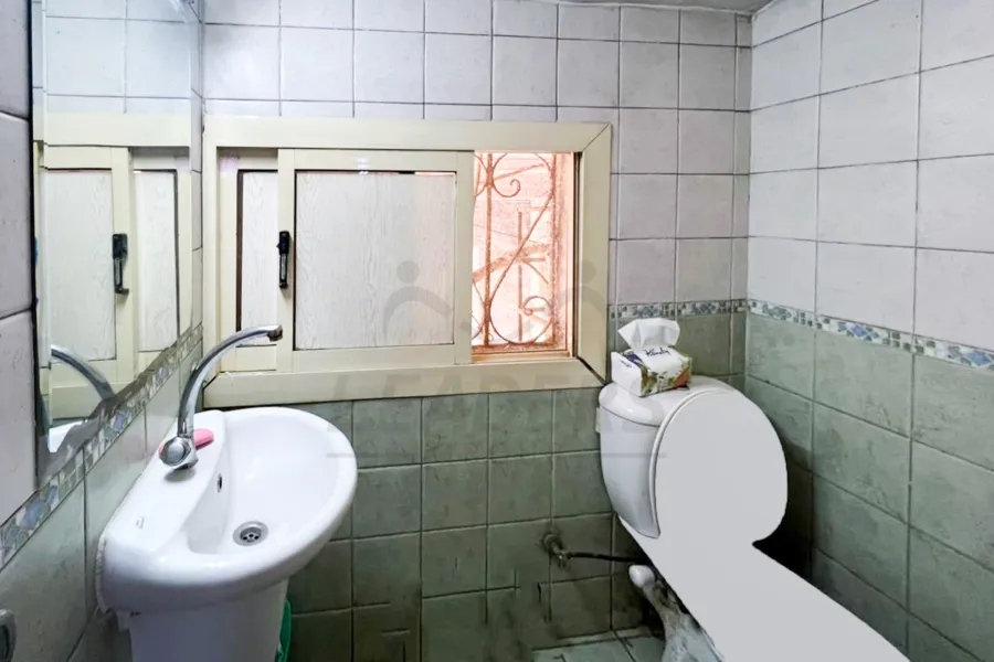 صيدلية للبيع 67 م زيزينيا (ش عبد السلام عارف)